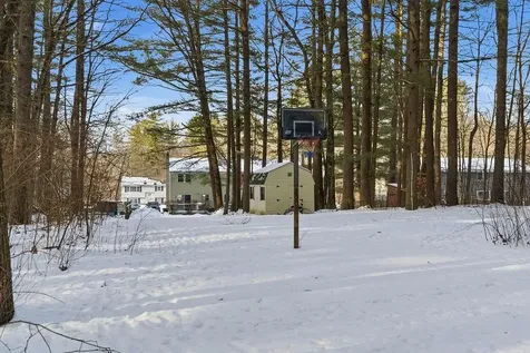 10 Woodburn Road Litchfield NH 03052