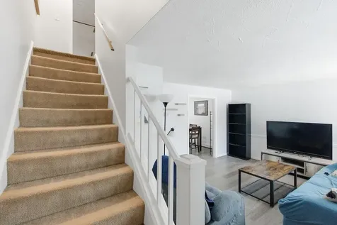 10 Woodburn Road Litchfield NH 03052