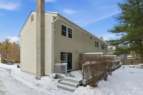 10 Woodburn Road Litchfield NH 03052