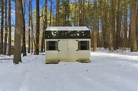 10 Woodburn Road Litchfield NH 03052