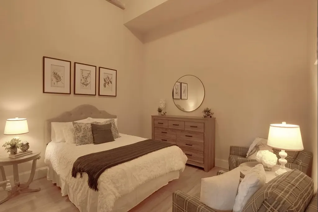 195 Mcgregor Street Manchester NH 03102