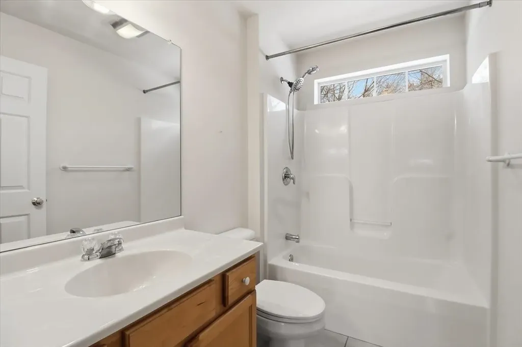 139 Stonington Circle South Burlington VT 05403