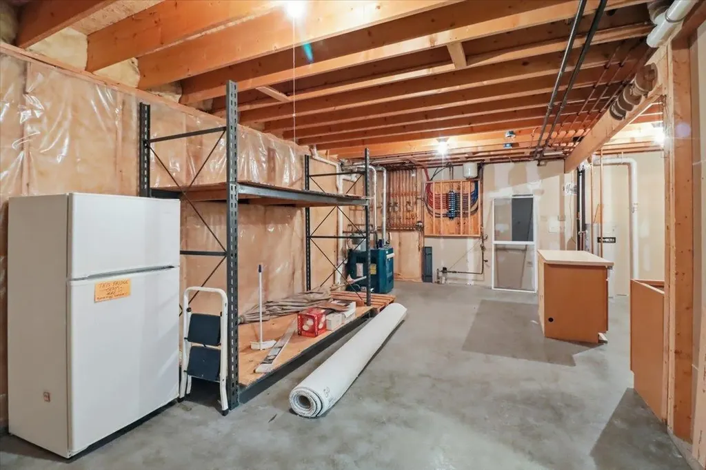 139 Stonington Circle South Burlington VT 05403