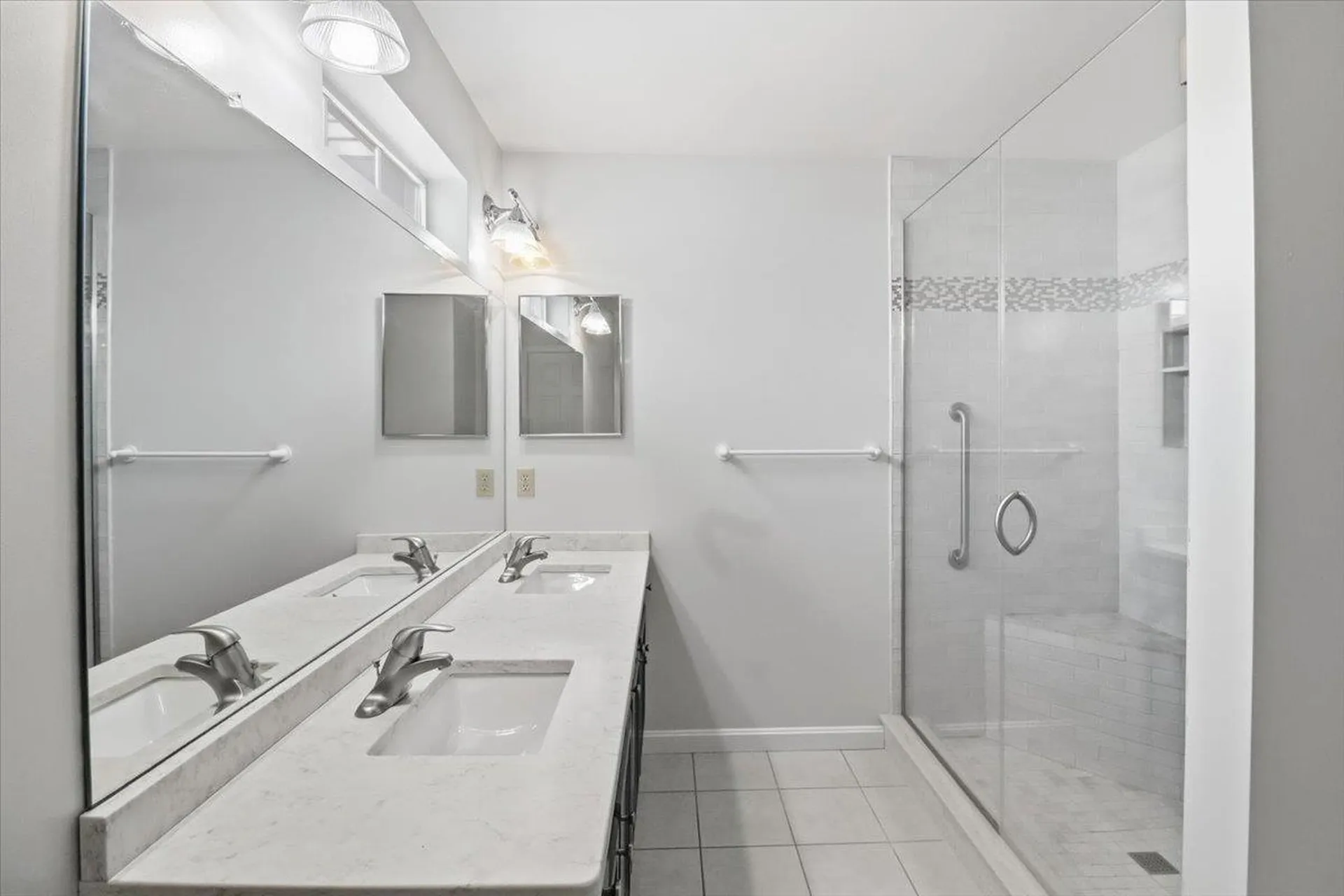 139 Stonington Circle South Burlington VT 05403