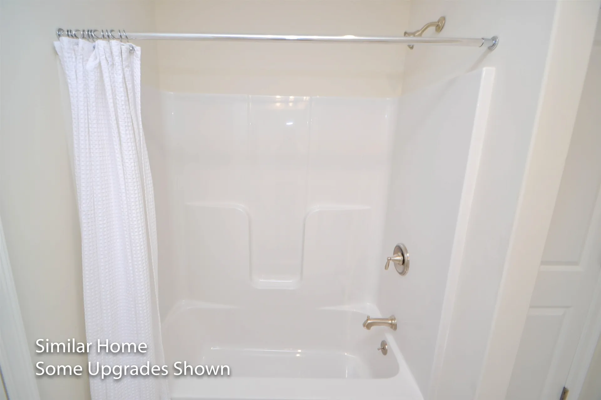 27 Edgewater Drive Brentwood NH 03833