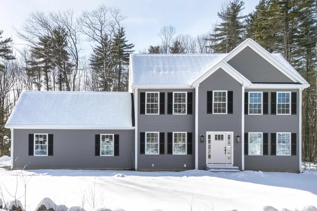 14 Short Falls Road Chichester NH 03258