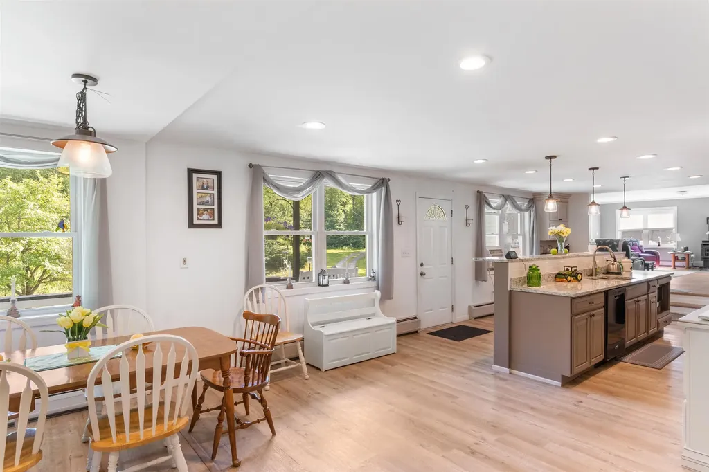 565 Meridan Hill Road Columbia NH 03576