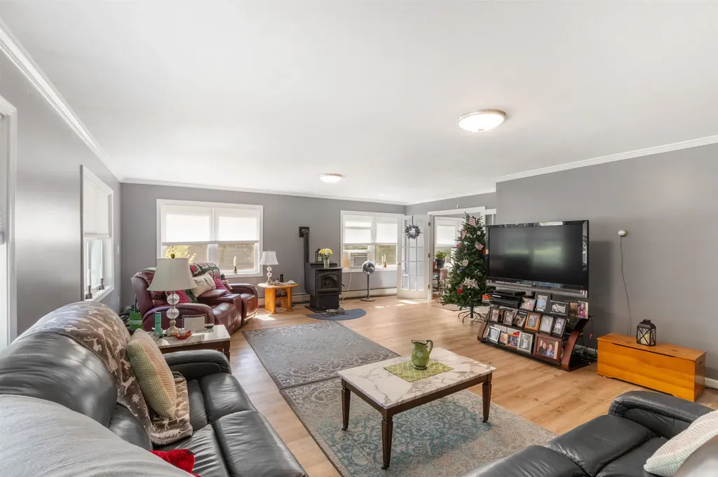 565 Meridan Hill Road Columbia NH 03576