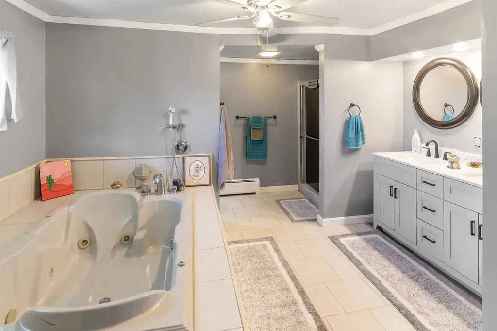 565 Meridan Hill Road Columbia NH 03576