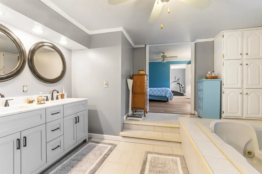 565 Meridan Hill Road Columbia NH 03576