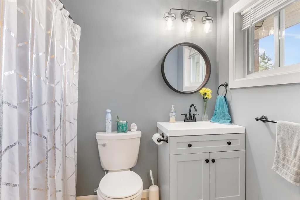 565 Meridan Hill Road Columbia NH 03576