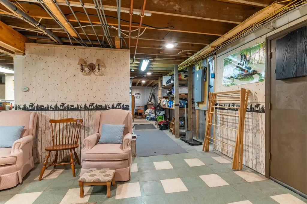 565 Meridan Hill Road Columbia NH 03576