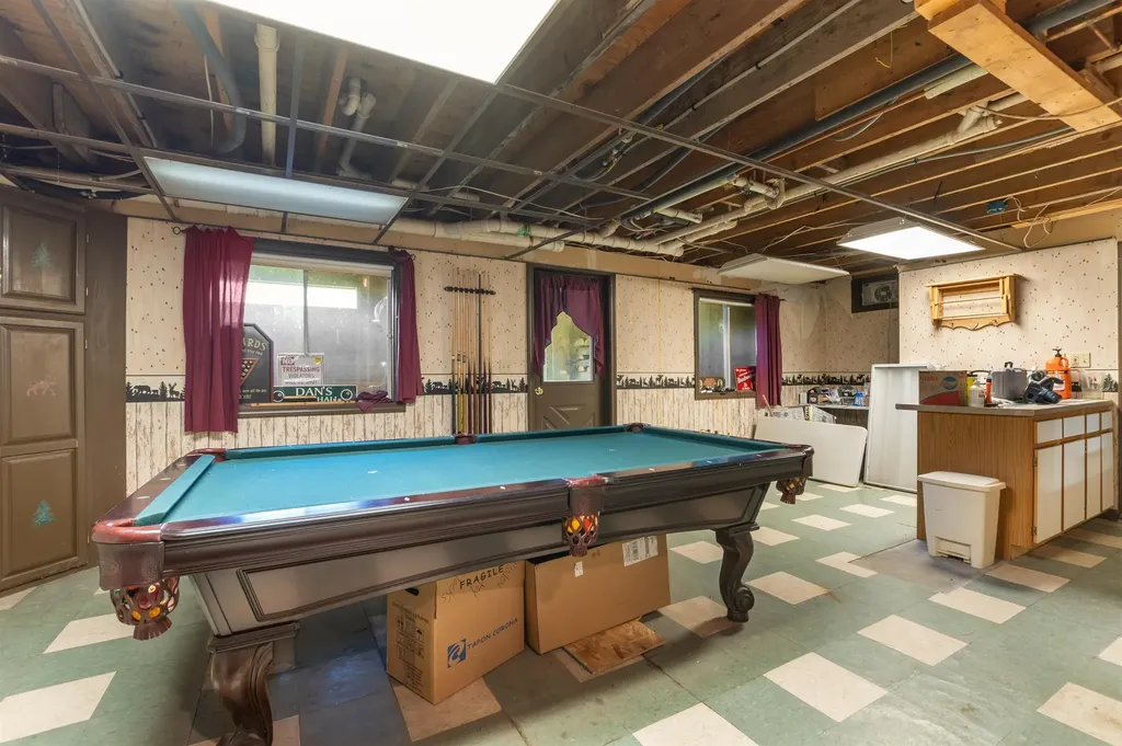 565 Meridan Hill Road Columbia NH 03576