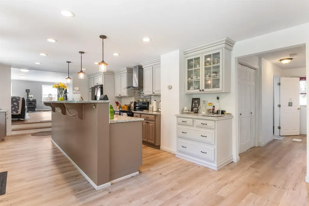 565 Meridan Hill Road Columbia NH 03576