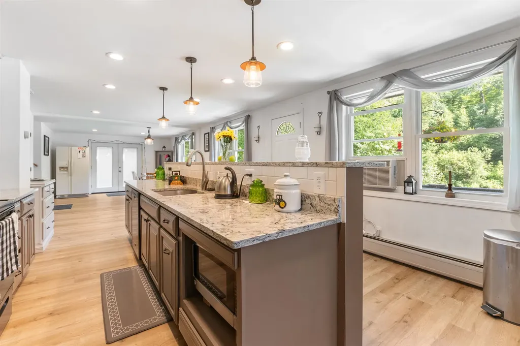 565 Meridan Hill Road Columbia NH 03576