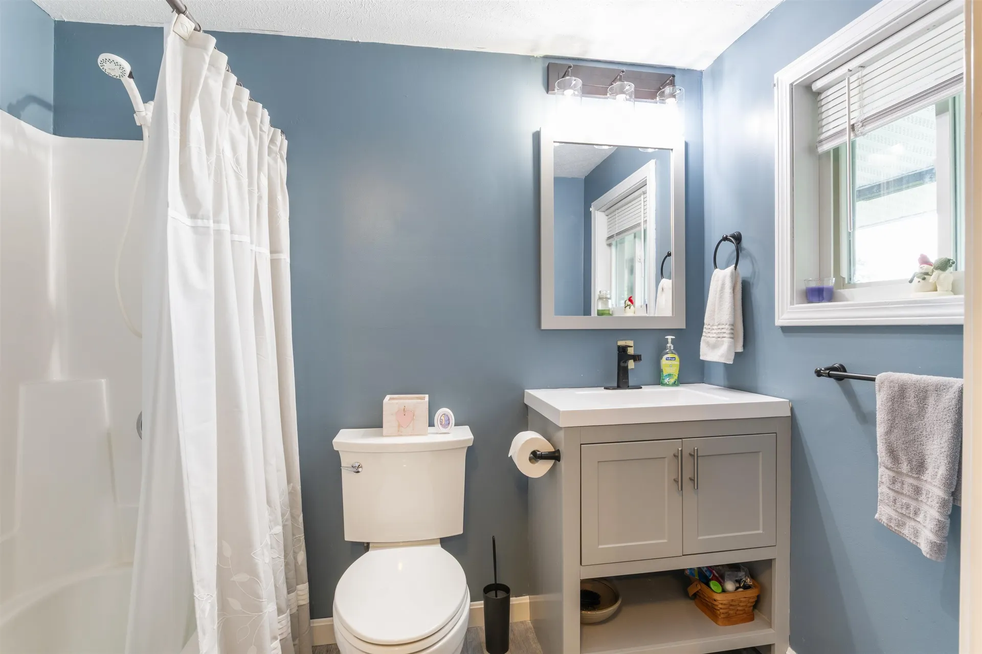 565 Meridan Hill Road Columbia NH 03576