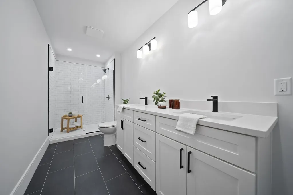 16 Arbor Road Windham NH 03087