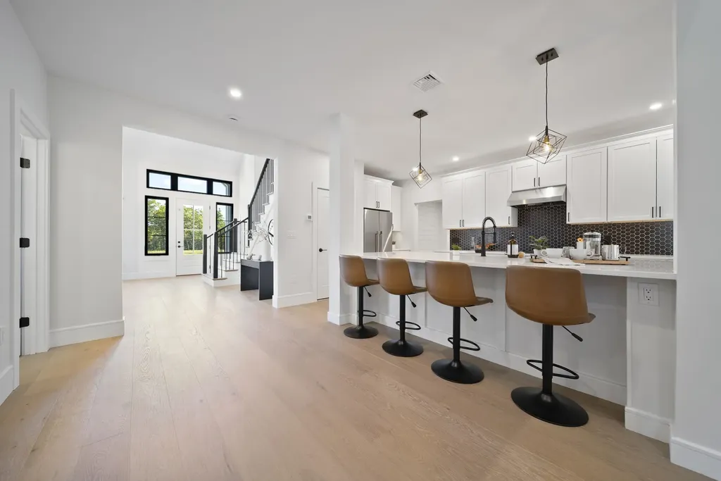 16 Arbor Road Windham NH 03087