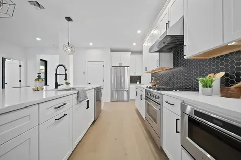 16 Arbor Road Windham NH 03087