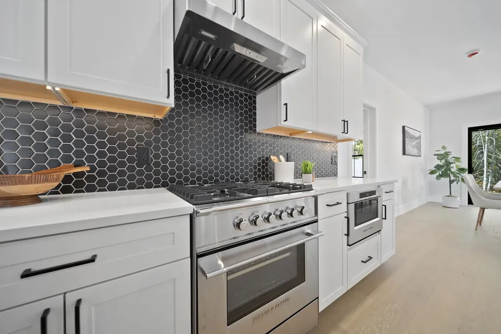 48 Trails Edge Road Windham NH 03087