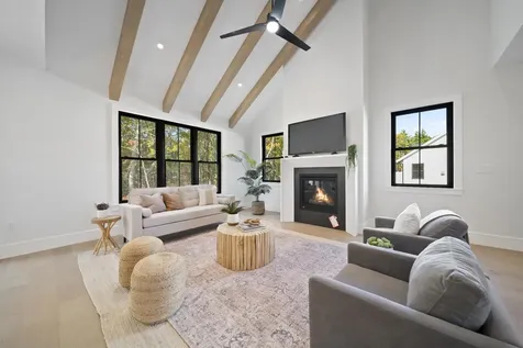 48 Trails Edge Road Windham NH 03087