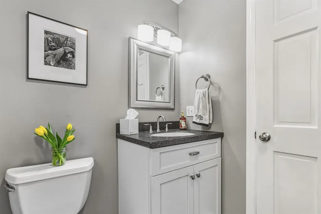 9 Mosher Drive Brookline NH 03033