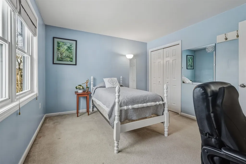 9 Mosher Drive Brookline NH 03033