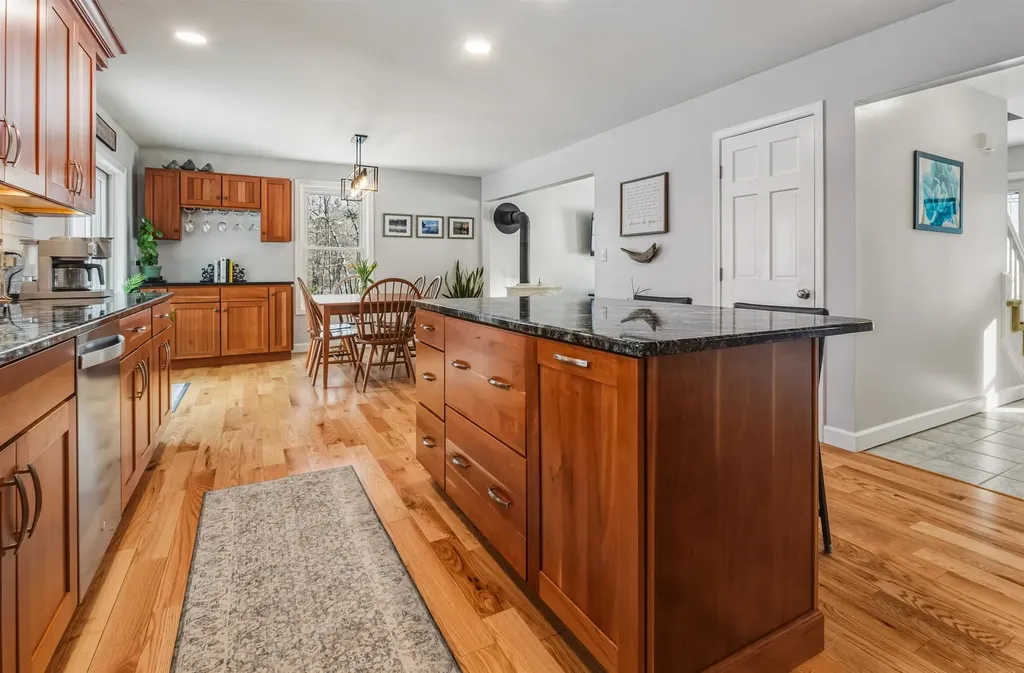 9 Mosher Drive Brookline NH 03033