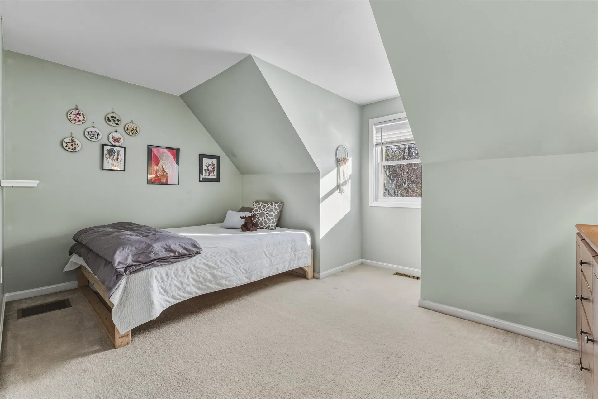 9 Mosher Drive Brookline NH 03033