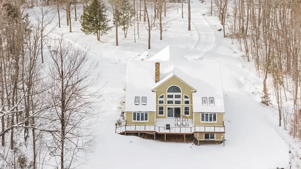 155 Top O World Road Grantham NH 03753