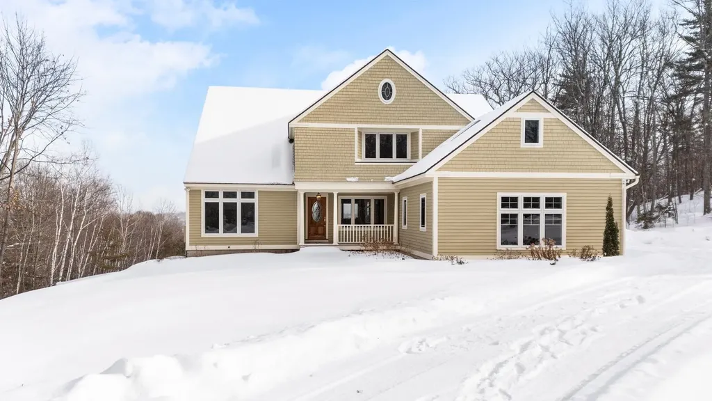 155 Top O World Road Grantham NH 03753