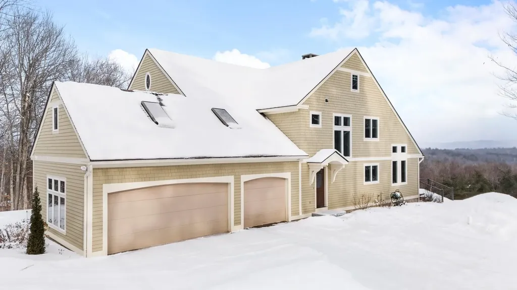 155 Top O World Road Grantham NH 03753