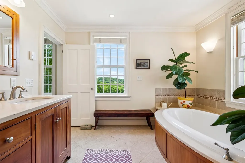 16 Olcott Road Norwich VT 05055