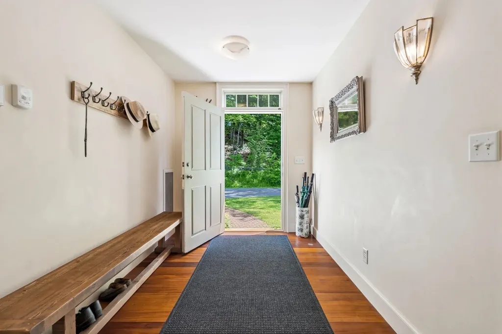 16 Olcott Road Norwich VT 05055