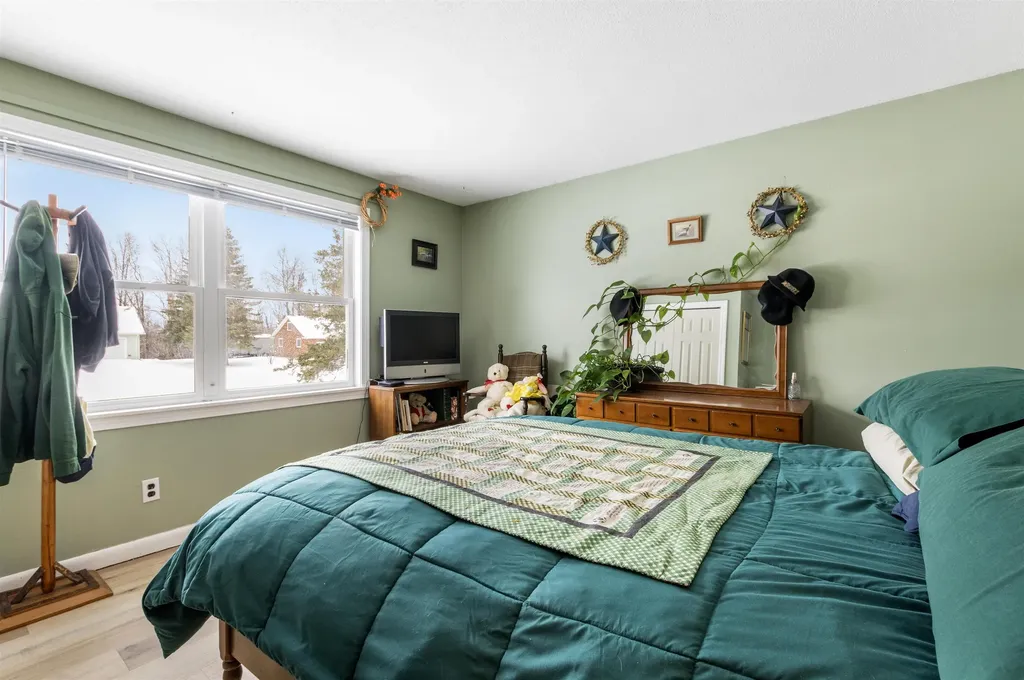 94 Corliss Lane Colebrook NH 03576