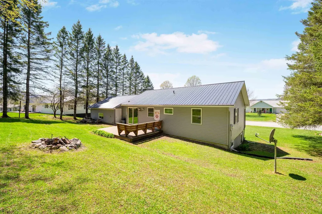 94 Corliss Lane Colebrook NH 03576