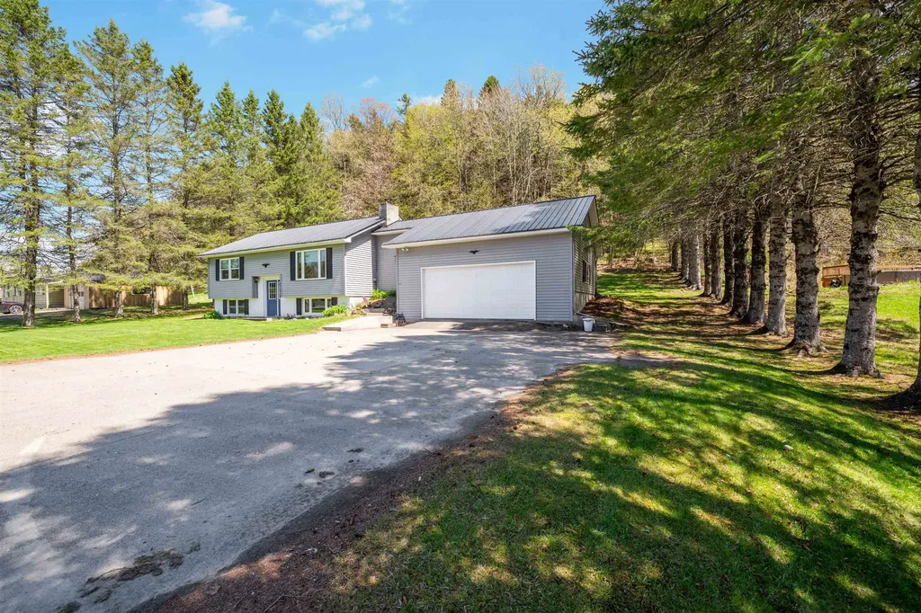 94 Corliss Lane Colebrook NH 03576