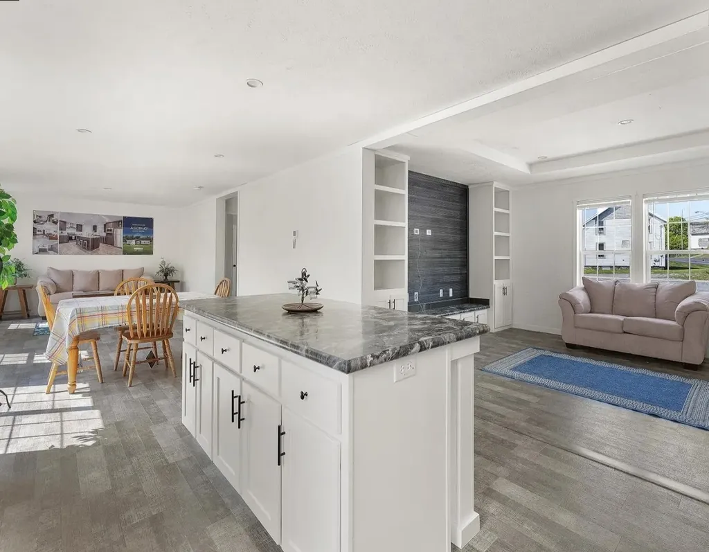 14 Reid Circle Bethlehem NH 03574