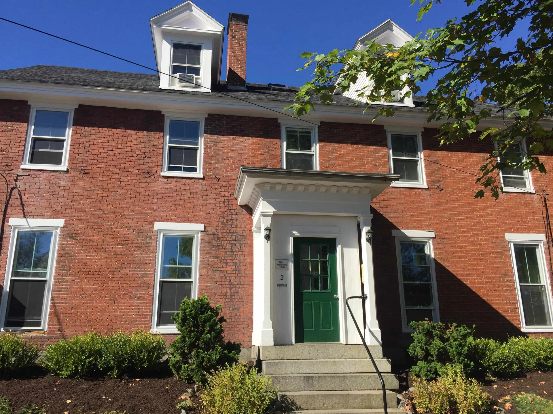 2 Elm Street Newmarket NH 03857