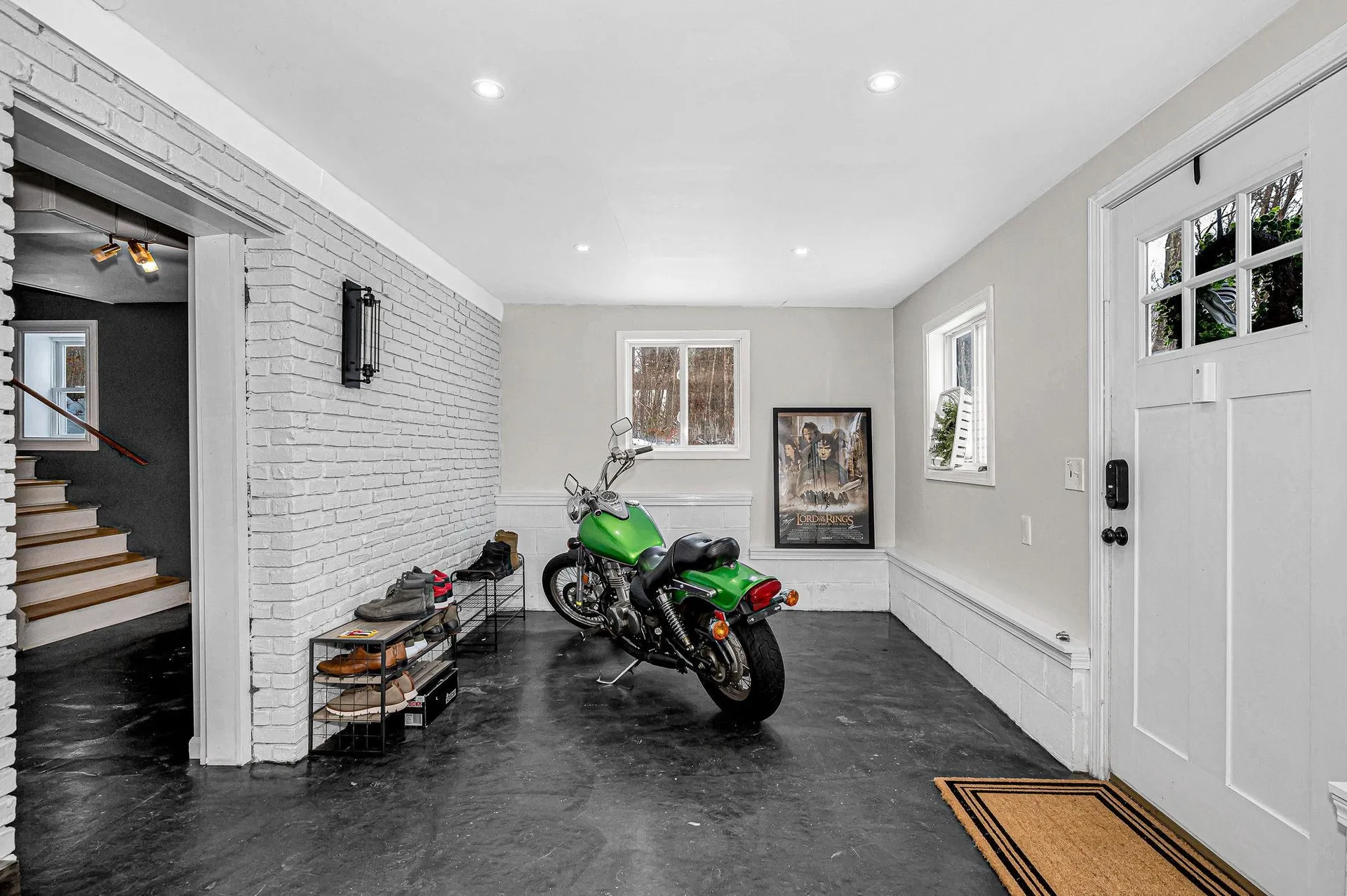 14 Cove Drive Derry NH 03038