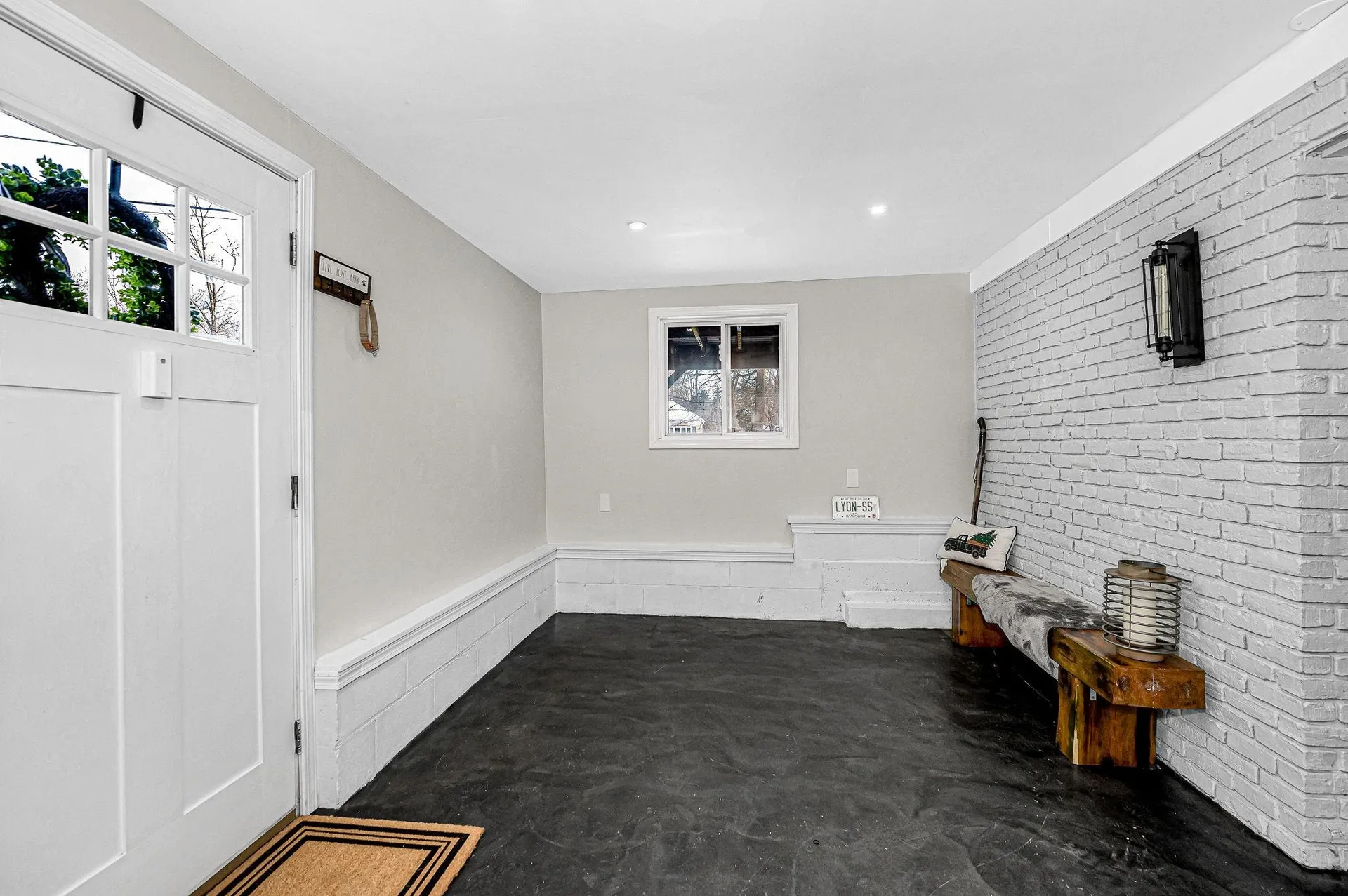 14 Cove Drive Derry NH 03038