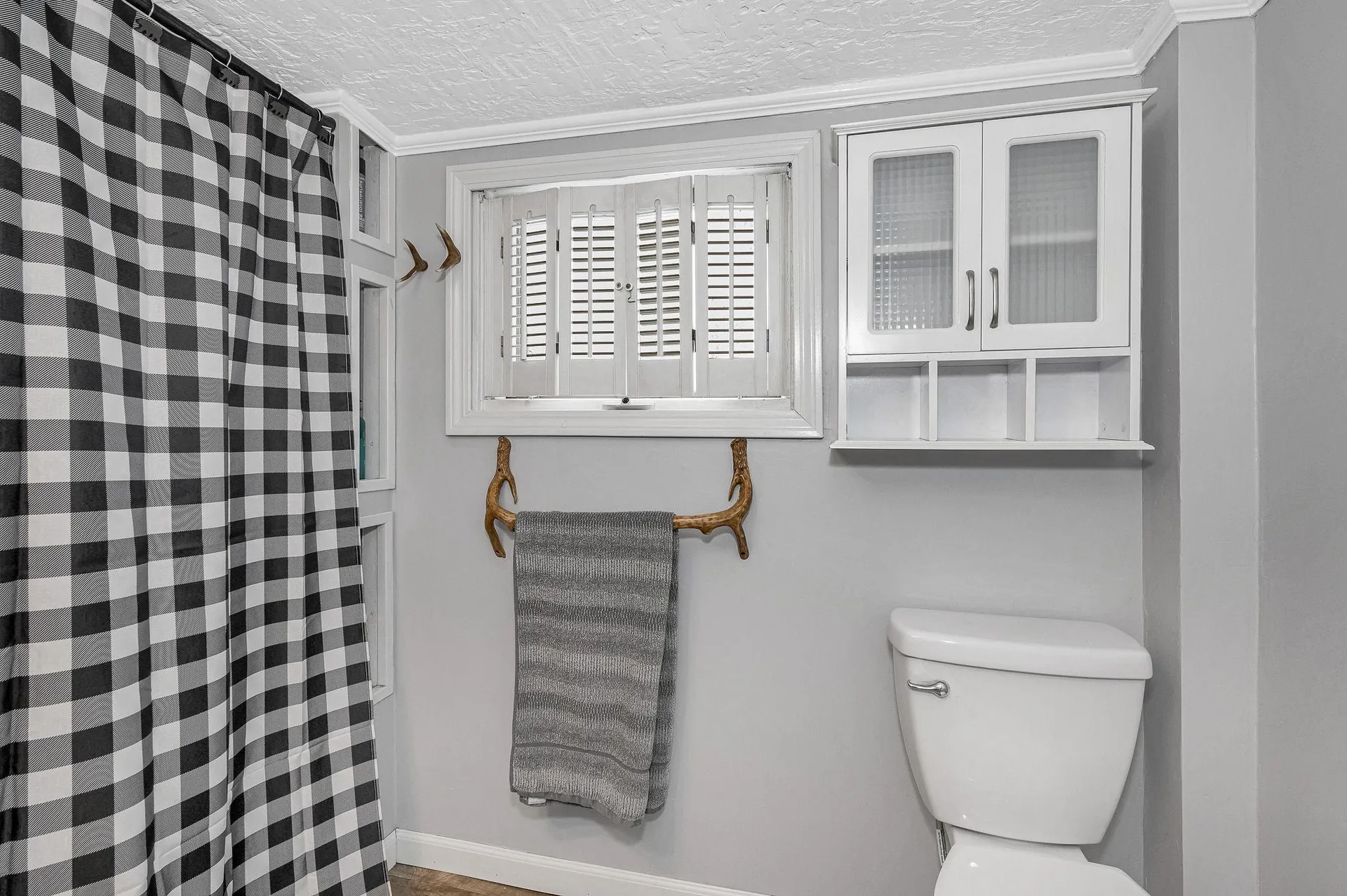 14 Cove Drive Derry NH 03038