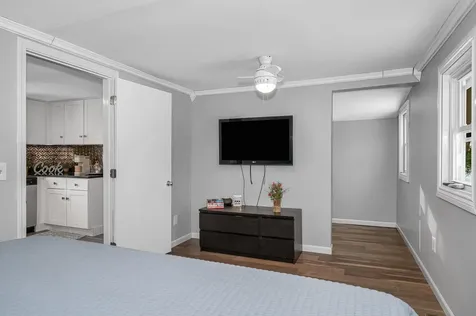 14 Cove Drive Derry NH 03038