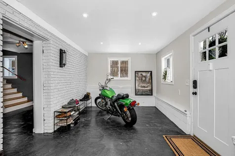 14 Cove Drive Derry NH 03038