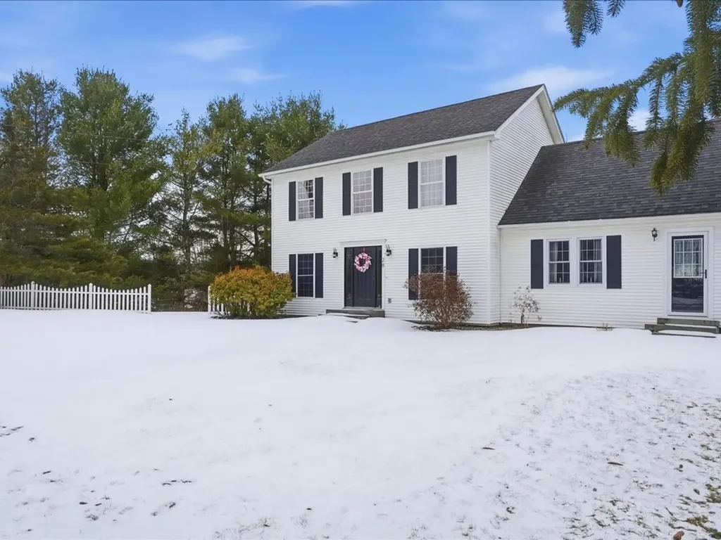 28 Manley Road Milton VT 05468
