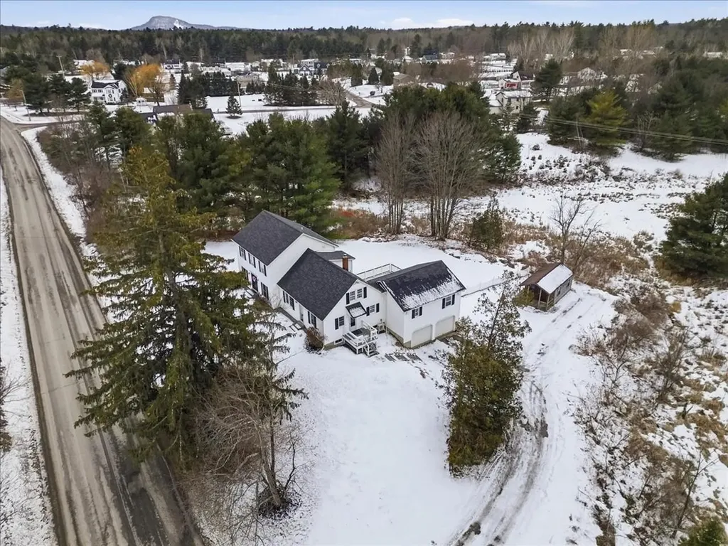 28 Manley Road Milton VT 05468