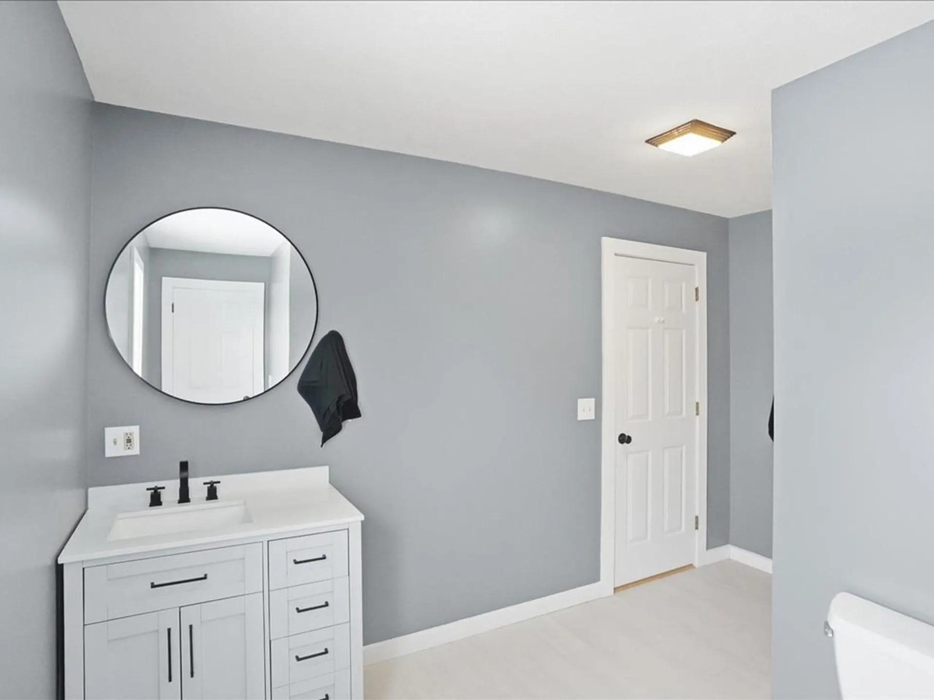 28 Manley Road Milton VT 05468