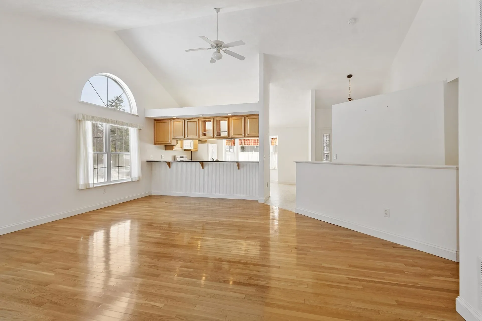 15 Country Lane East Kingston NH 03827