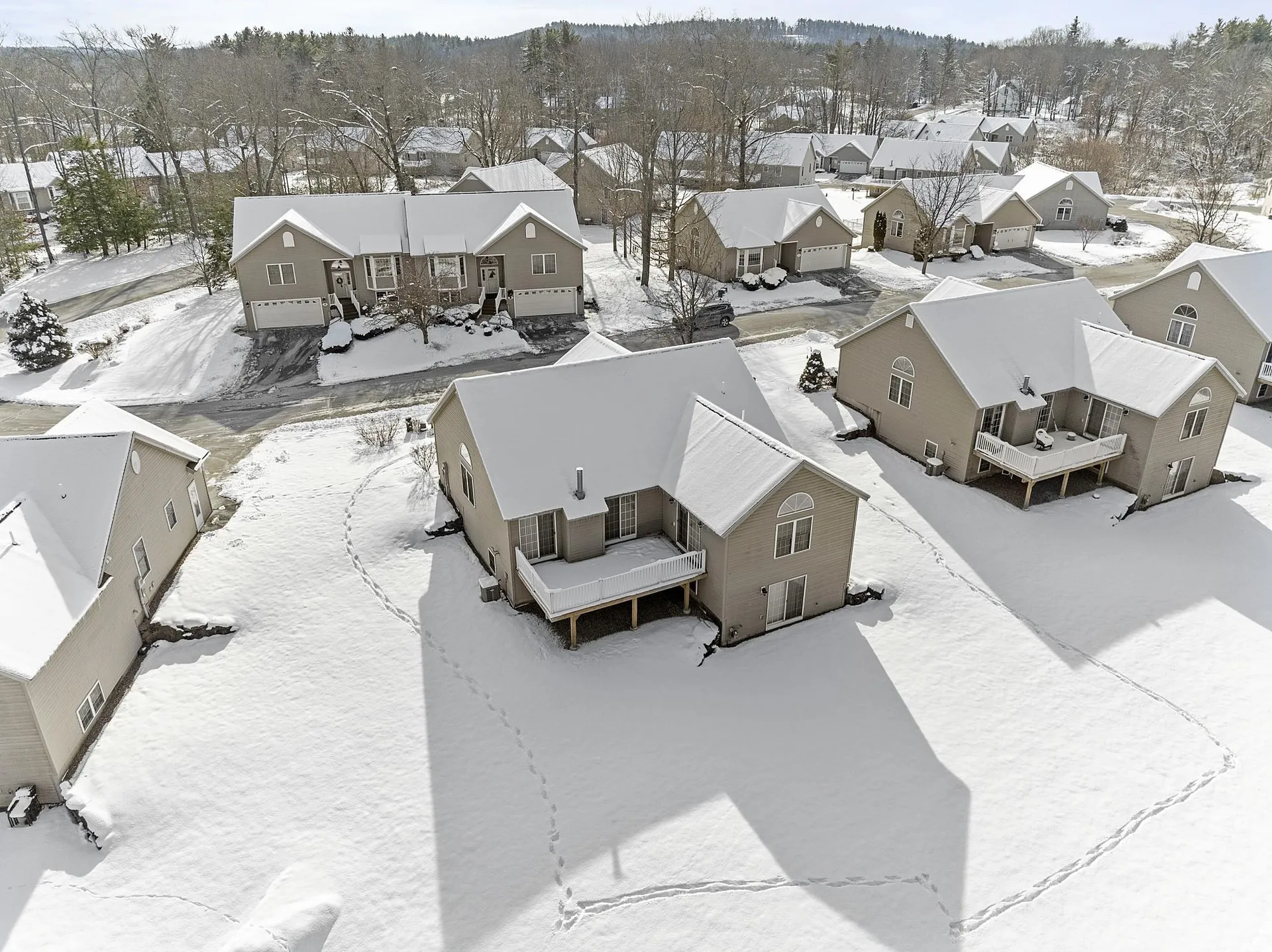 15 Country Lane East Kingston NH 03827