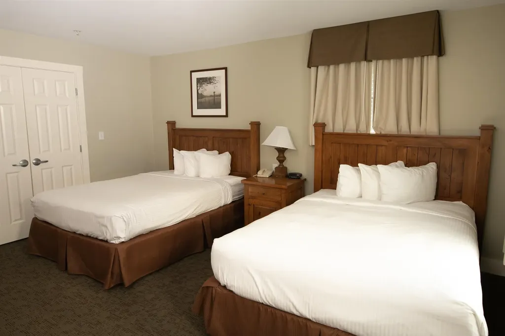 613/615 Qtr. I I I Adams House Ludlow VT 05149